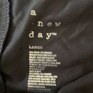 Women’s large leggings